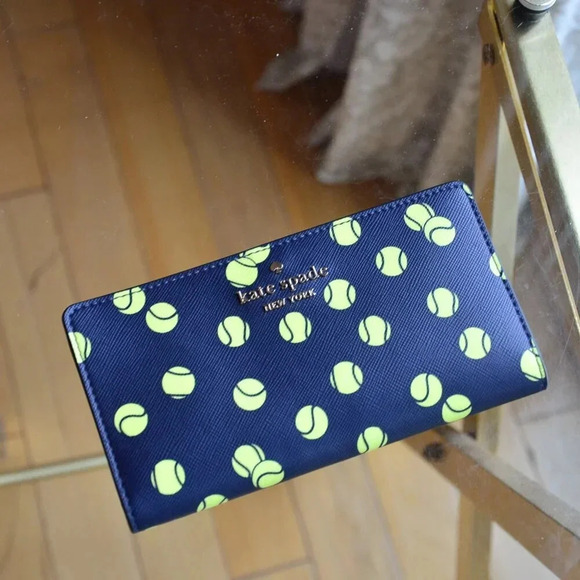 Kate Spade KF497 Tennis Toss Large Slim Bifold Wallet - Picture 1 of 8